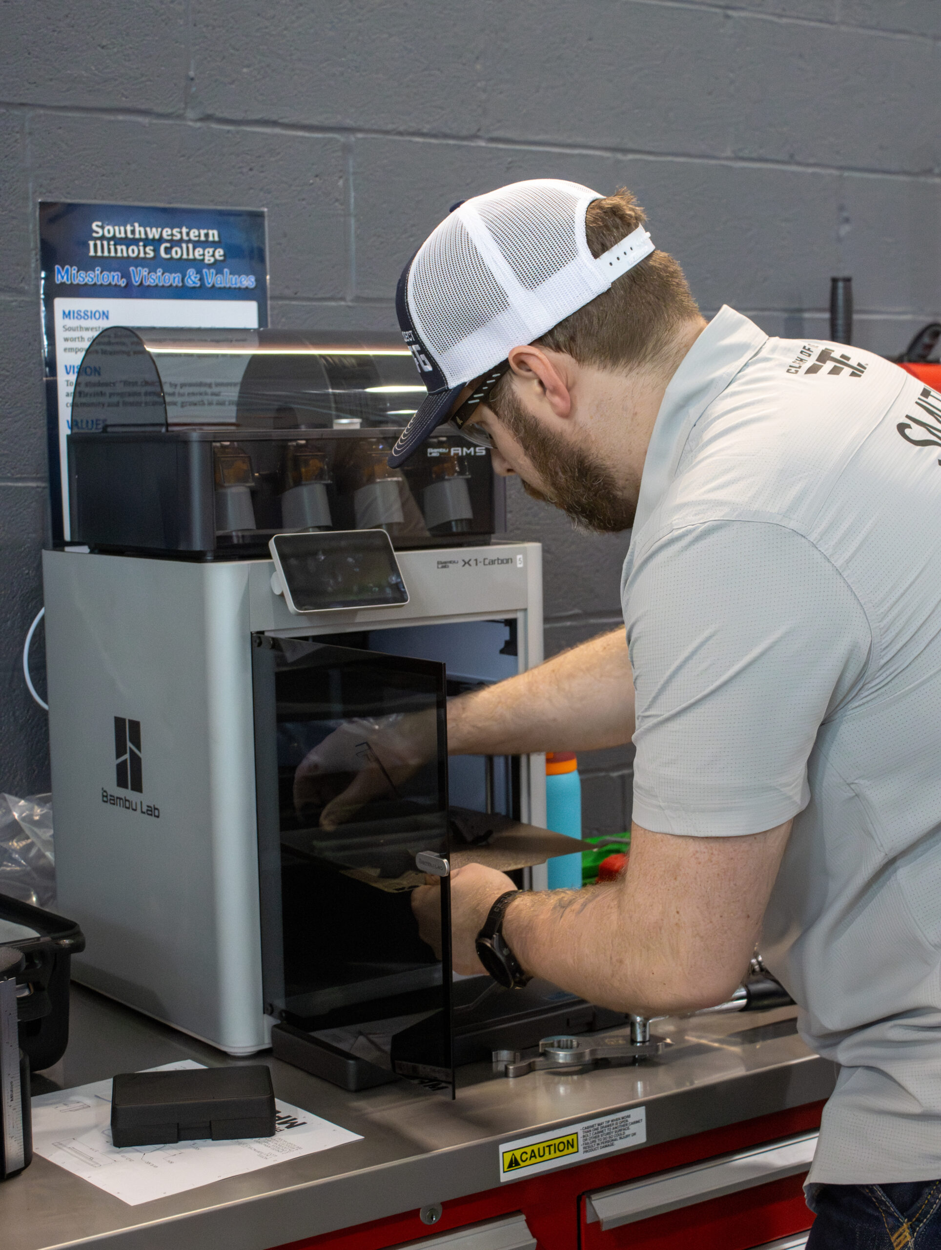 Student using 3D Printer